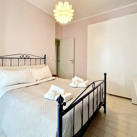 Fronte Mare Relax Con Corte Esterna Apartment *